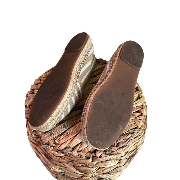 Vionic Women's Size 6.5 Kahki/Ivory Striped Slip On Loafers with Jute Trim - Picture 9 of 9